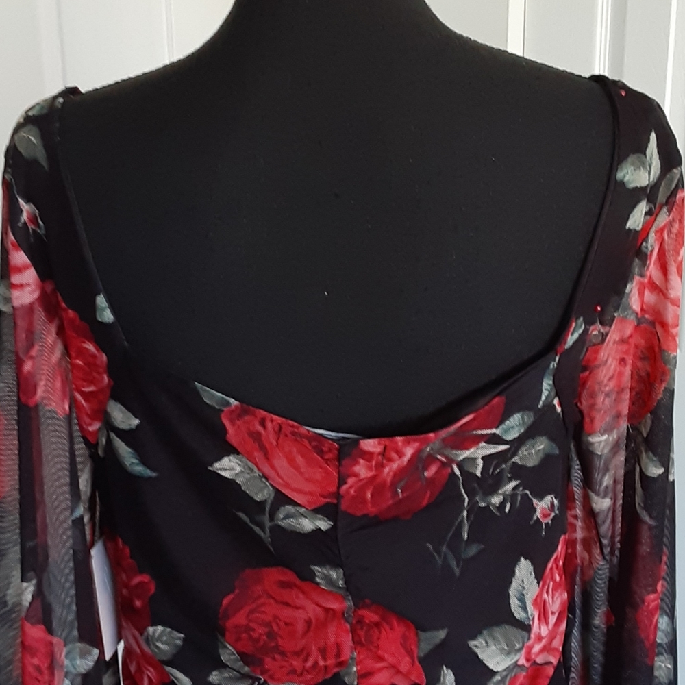 Dress - Picture 5 of 12